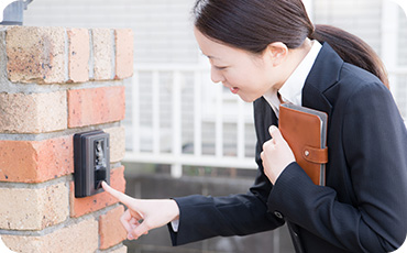 訪問・回収に時間と人件費がかかる